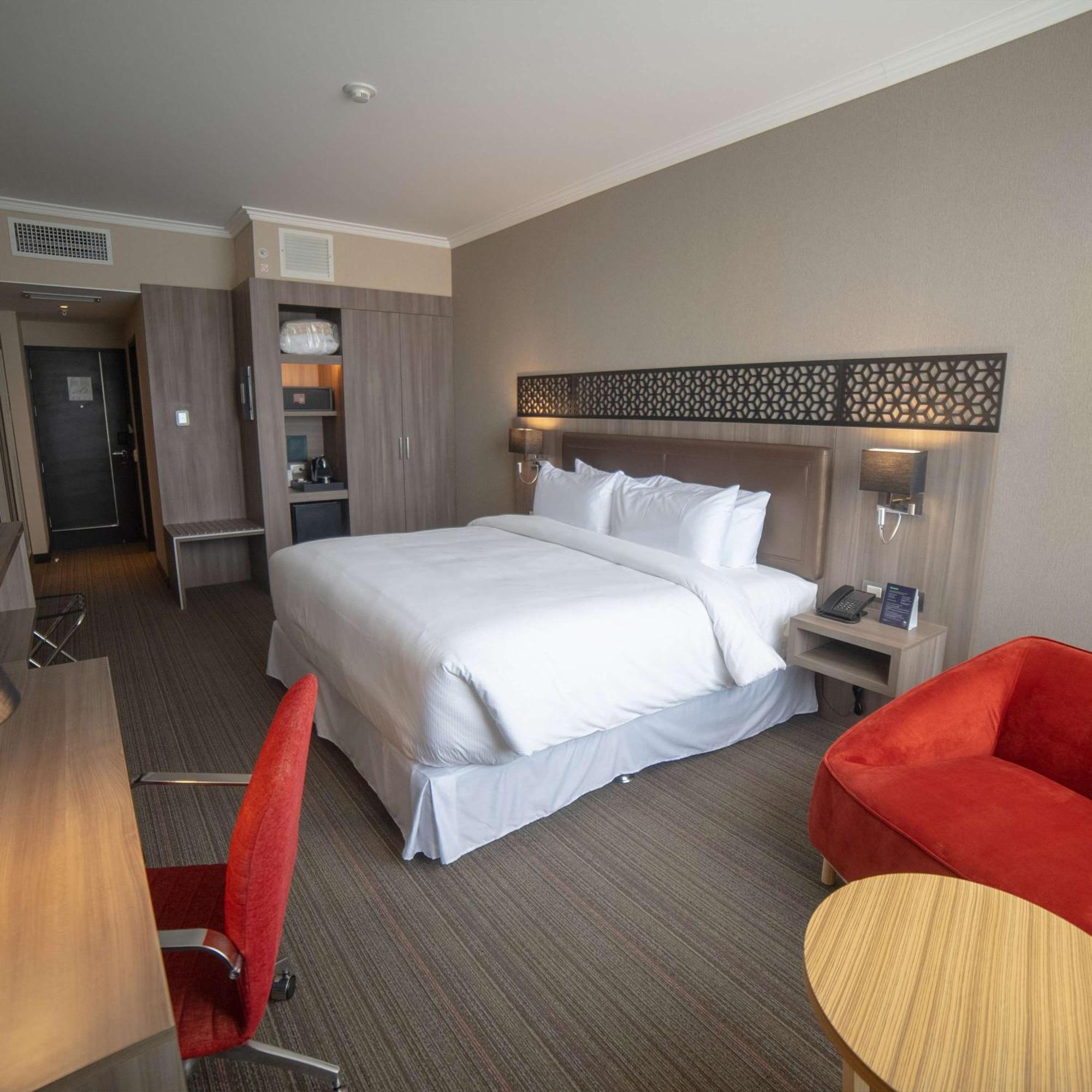 Hotel Doubletree By Hilton Trujillo Encalada Zewnętrze zdjęcie
