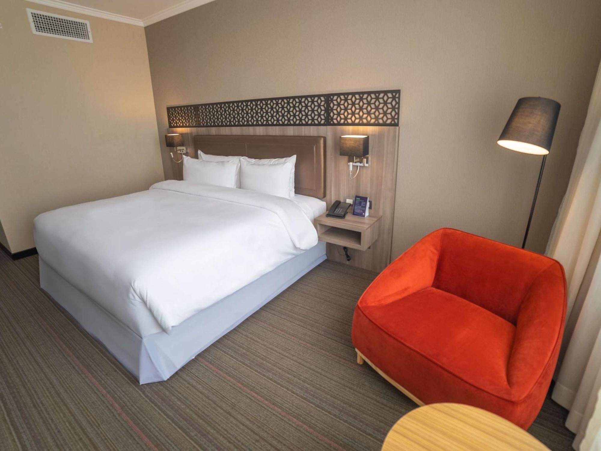 Hotel Doubletree By Hilton Trujillo Encalada Zewnętrze zdjęcie
